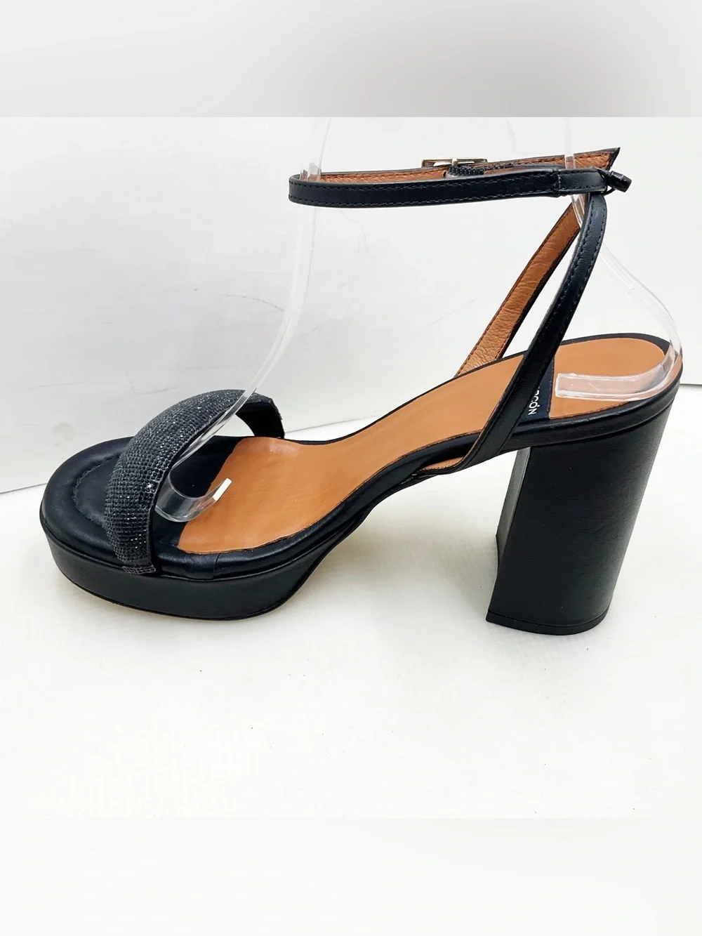 🆕{Angel Alarcon} Embellished Platform Sandals